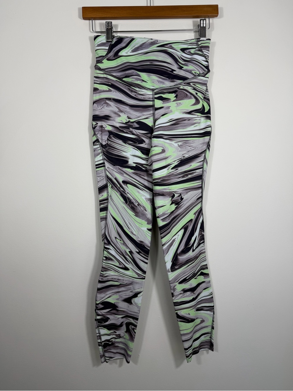 Lululemon Abstract Marble Print High Rise Leggings Green Black Gray Size 6